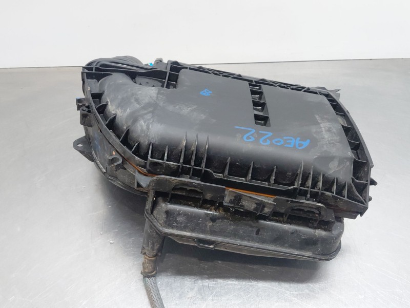 Recambio de filtro aire para citroën c3 picasso attract referencia OEM IAM 9673061080  