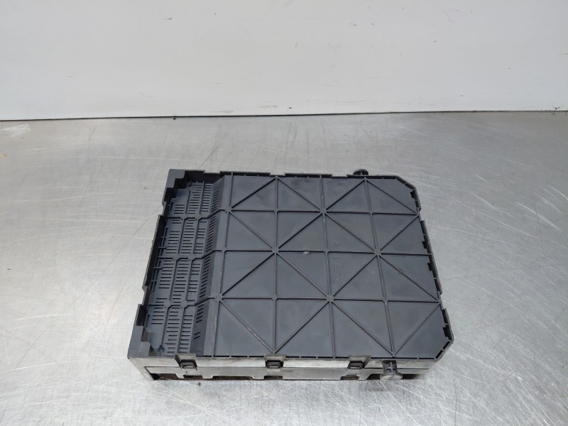 Recambio de caja reles / fusibles para fiat scudo autobús (270_, 272_) 2.0 d multijet referencia OEM IAM   