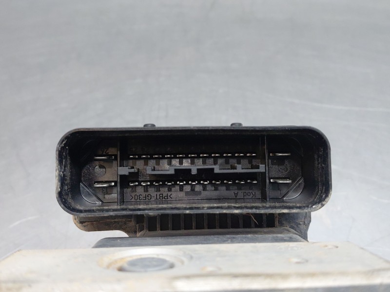 Recambio de abs para renault twingo emotion referencia OEM IAM 8201078284 8201065089 