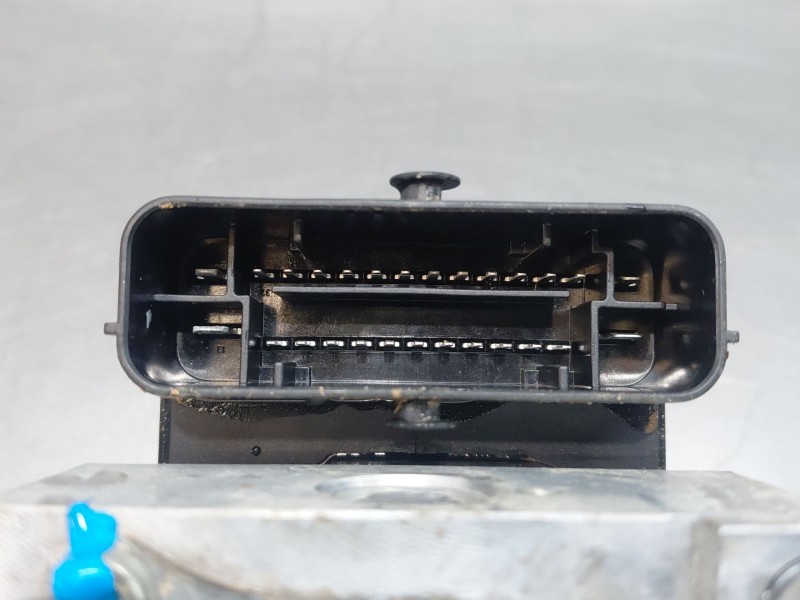 Recambio de abs para citroën c3 picasso attract referencia OEM IAM 1608750080 9802460680 