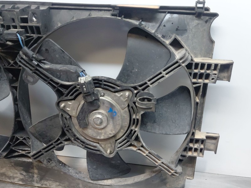 Recambio de electroventilador para mitsubishi outlander ii (cw_w) 2.0 di-d (cw8w) referencia OEM IAM 1355A140  
