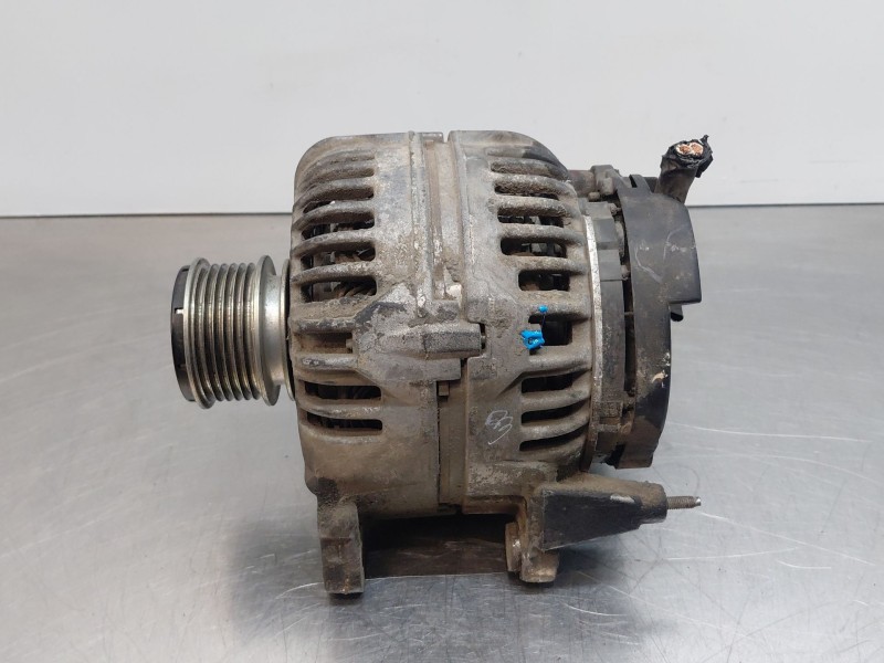 Recambio de alternador para mitsubishi outlander ii (cw_w) 2.0 di-d (cw8w) referencia OEM IAM 06F903023F  