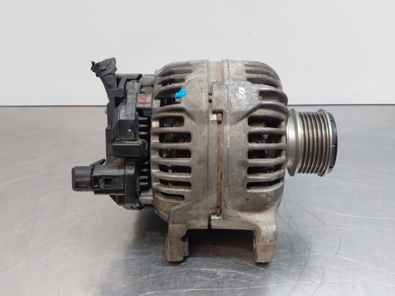 Recambio de alternador para mitsubishi outlander ii (cw_w) 2.0 di-d (cw8w) referencia OEM IAM 06F903023F  
