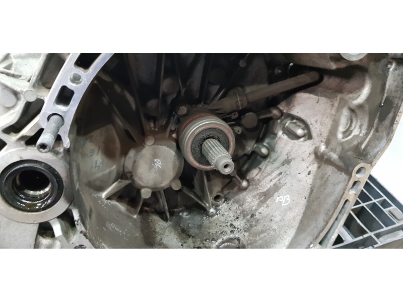 Recambio de caja cambios para nissan qashqai (j11) acenta referencia OEM IAM TL4137 320103418R 320104EA0C