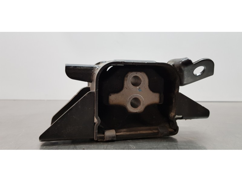 Recambio de soporte motor izquierdo para hyundai kona klass 2wd referencia OEM IAM 21830J9000  