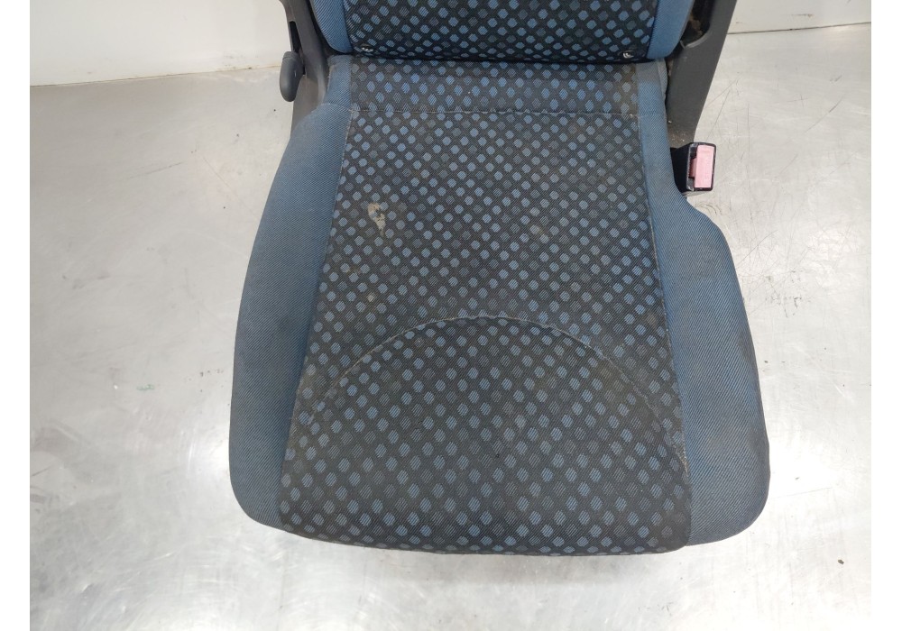 Recambio de asientos trasero derecho para fiat scudo autobús (270_, 272_) 2.0 d multijet referencia OEM IAM 9467066380  