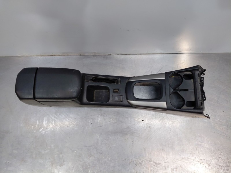 Recambio de apoyabrazos central para toyota rav 4 ii (_a2_) 2.0 4wd (aca21, aca20) referencia OEM IAM   