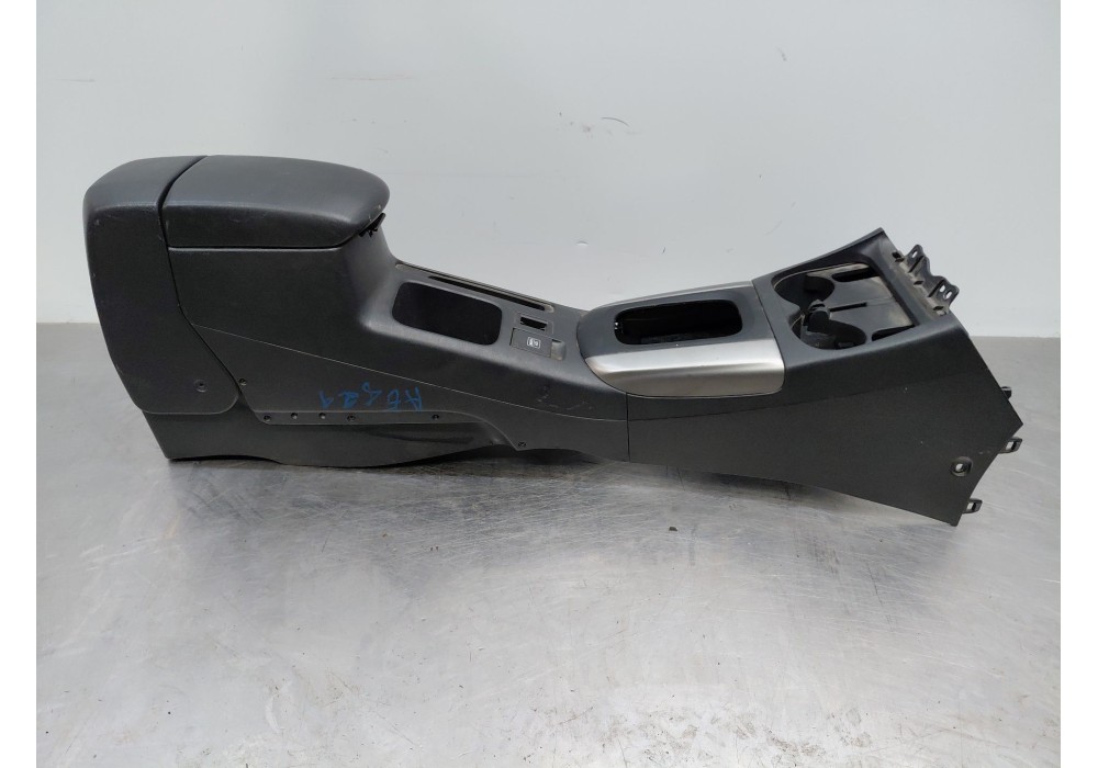 Recambio de apoyabrazos central para toyota rav 4 ii (_a2_) 2.0 4wd (aca21, aca20) referencia OEM IAM   
