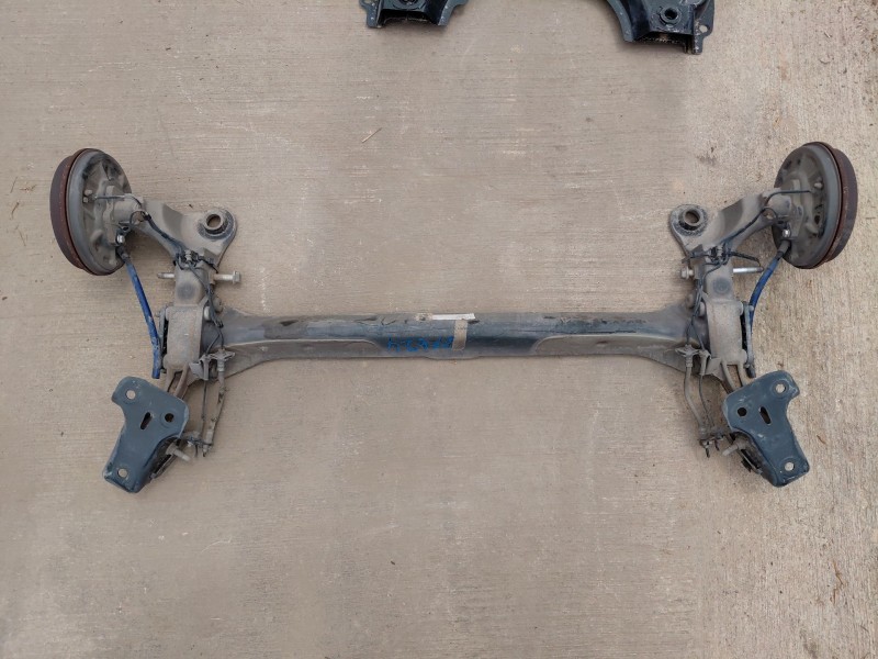 Recambio de puente trasero para peugeot 1007 (km_) 1.4 referencia OEM IAM 5148J2  