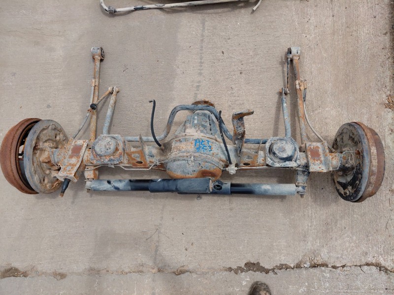Recambio de puente trasero para nissan terrano ii (r20) 2.7 tdi 4wd referencia OEM IAM 430101F900  