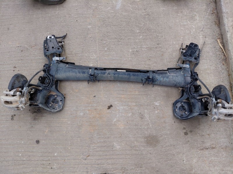 Recambio de puente trasero para peugeot 208 (p2) active pack referencia OEM IAM 1648273280  