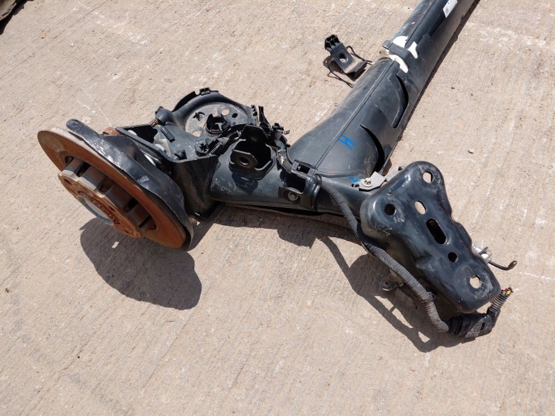 Recambio de puente trasero para peugeot 2008 (p2) allure referencia OEM IAM 1681161680  