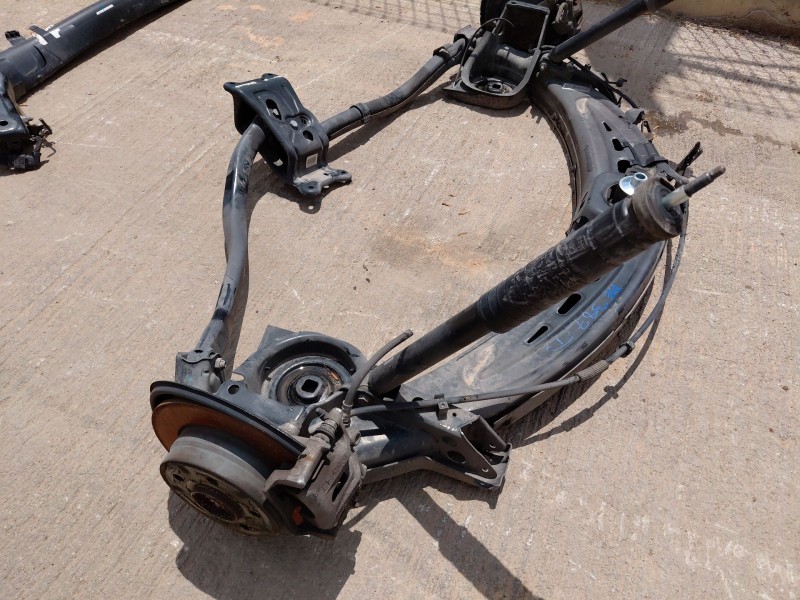 Recambio de puente trasero para mercedes-benz clase a (w169) elegance referencia OEM IAM A1693500100  
