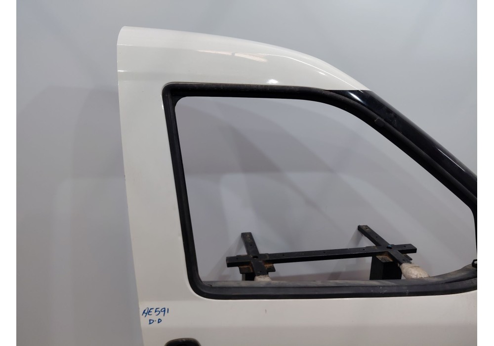 Recambio de puerta delantera derecha para fiat doblo cargo (263_) 1.3 d multijet (263wxu1a) referencia OEM IAM   