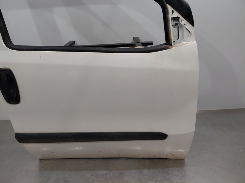 Recambio de puerta delantera derecha para fiat doblo cargo (263_) 1.3 d multijet (263wxu1a) referencia OEM IAM   