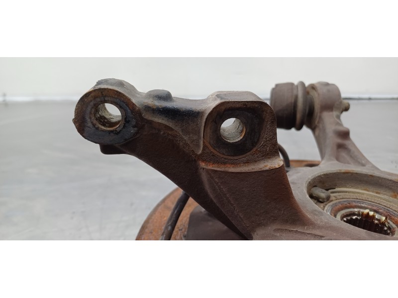 Recambio de mangueta delantera derecha para fiat doblo ii cargo (263) furgón base referencia OEM IAM 52043096  