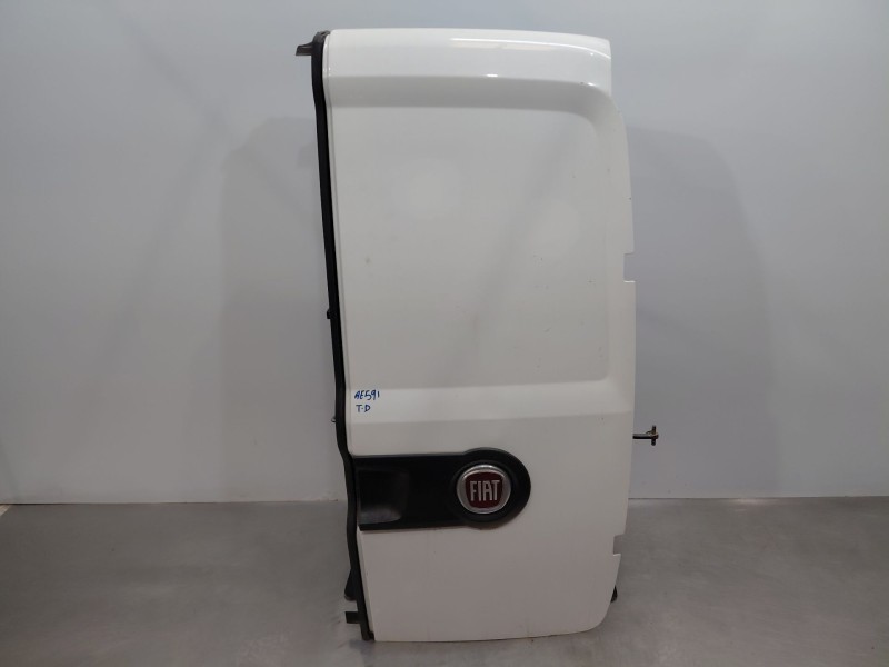 Recambio de puerta trasera derecha para fiat doblo cargo (263_) 1.3 d multijet (263wxu1a) referencia OEM IAM 51974884  