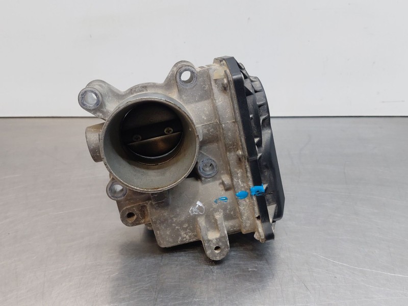 Recambio de caja mariposa para renault twingo ii (cn0_) 1.2 16v (cn04, cn0a, cn0b) referencia OEM IAM   