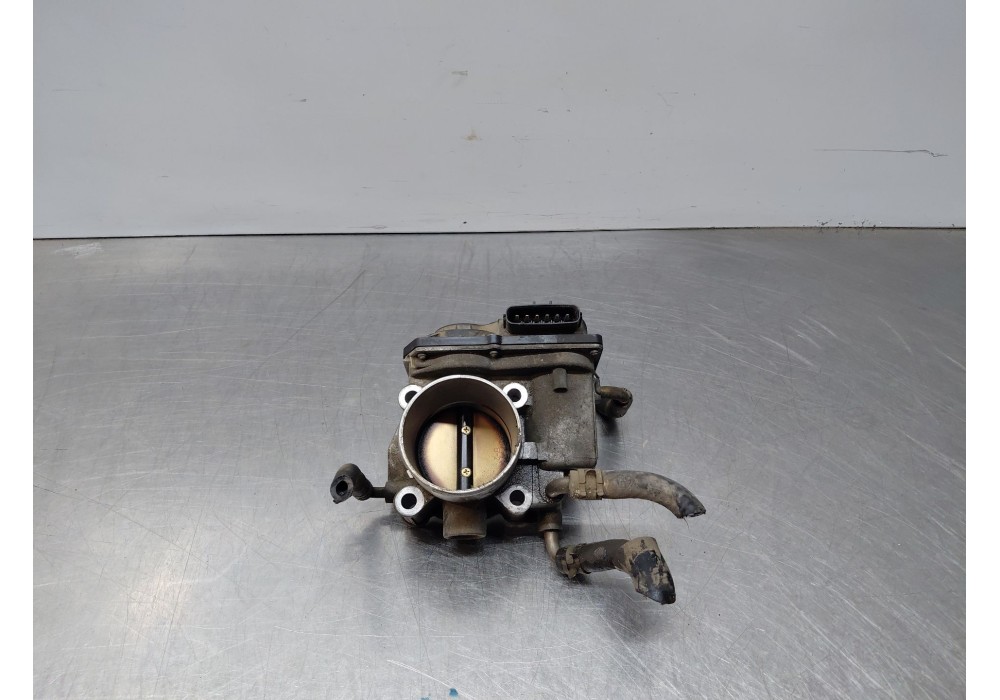 Recambio de caja mariposa para toyota rav 4 ii (_a2_) 2.0 4wd (aca21, aca20) referencia OEM IAM 2203028060  
