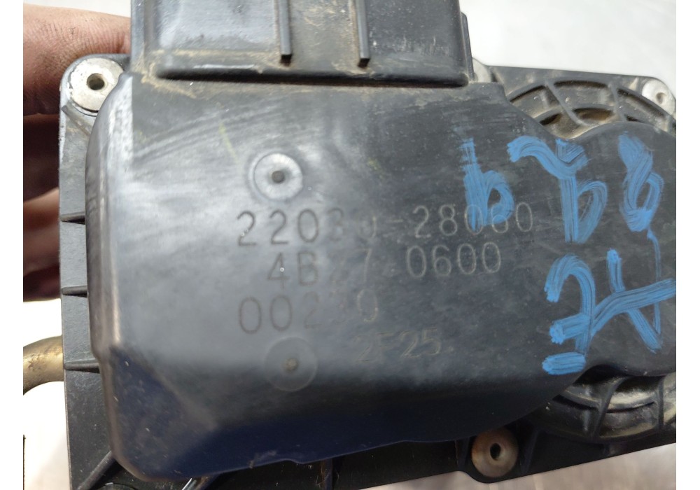 Recambio de caja mariposa para toyota rav 4 ii (_a2_) 2.0 4wd (aca21, aca20) referencia OEM IAM 2203028060  