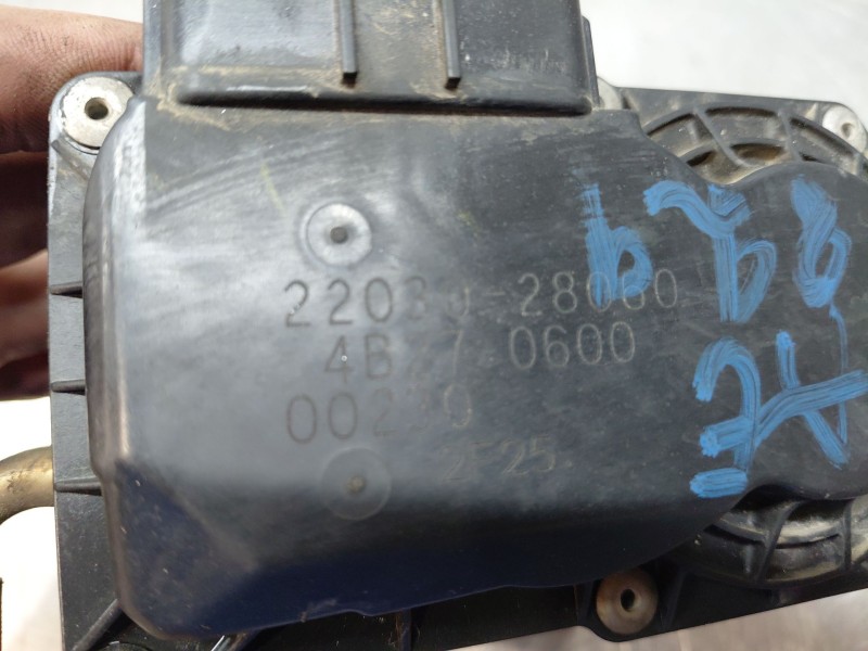 Recambio de caja mariposa para toyota rav 4 ii (_a2_) 2.0 4wd (aca21, aca20) referencia OEM IAM 2203028060  