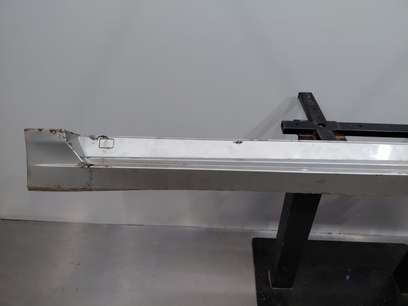 Recambio de faldon lateral para lexus ct (zwa10_) 200h (zwa10_) referencia OEM IAM 7585753010B1  