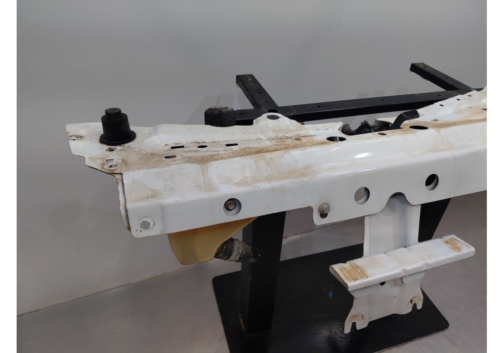 Recambio de panel frontal para renault twingo ii (cn0_) 1.2 16v (cn04, cn0a, cn0b) referencia OEM IAM   
