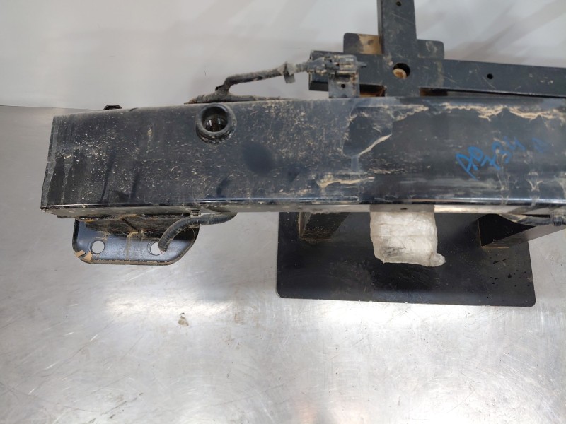 Recambio de refuerzo paragolpes delantero para hyundai tucson hybrid referencia OEM IAM   