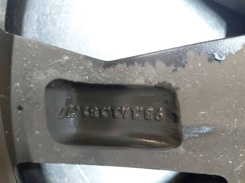 Recambio de llanta para peugeot 508 active referencia OEM IAM 98141181XA  