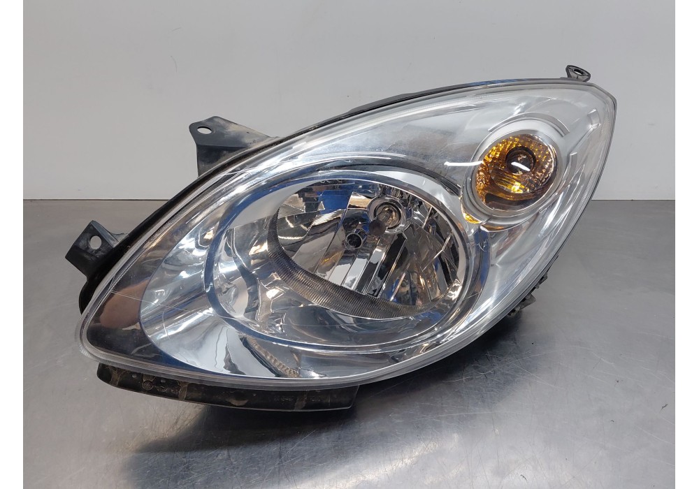 Recambio de faro izquierdo para renault twingo ii (cn0_) 1.2 16v (cn04, cn0a, cn0b) referencia OEM IAM   