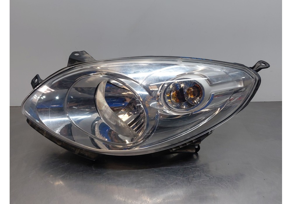 Recambio de faro izquierdo para renault twingo ii (cn0_) 1.2 16v (cn04, cn0a, cn0b) referencia OEM IAM   