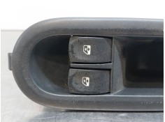 Recambio de mando elevalunas delantero izquierdo para renault twingo ii (cn0_) 1.2 16v (cn04, cn0a, cn0b) referencia OEM IAM    2
