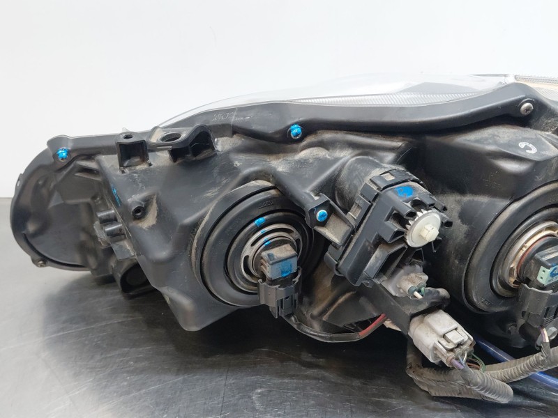 Recambio de faro derecho para lexus ct (zwa10_) 200h (zwa10_) referencia OEM IAM 8113076030  