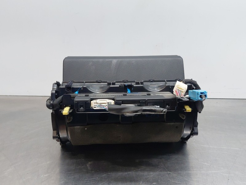 Recambio de pantalla multifuncion para lexus ct (zwa10_) 200h (zwa10_) referencia OEM IAM 8611176081  