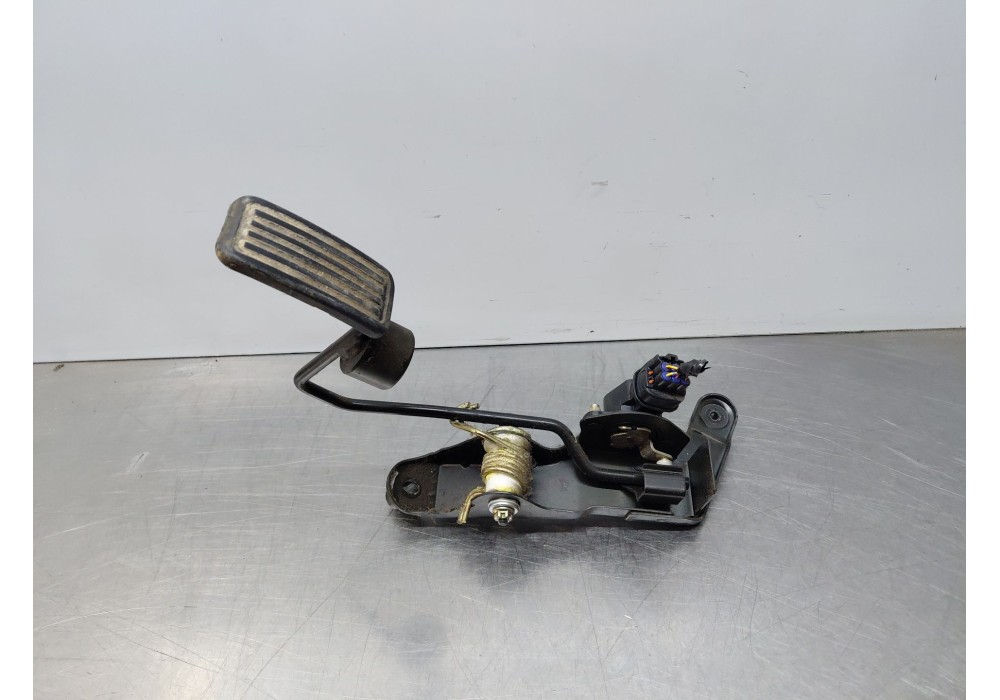 Recambio de potenciometro pedal para toyota rav 4 ii (_a2_) 2.0 4wd (aca21, aca20) referencia OEM IAM 7801042020  