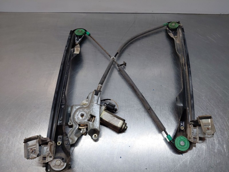 Recambio de elevalunas delantero izquierdo para ford focus i (daw, dbw) 1.8 tdci referencia OEM IAM 1331614  