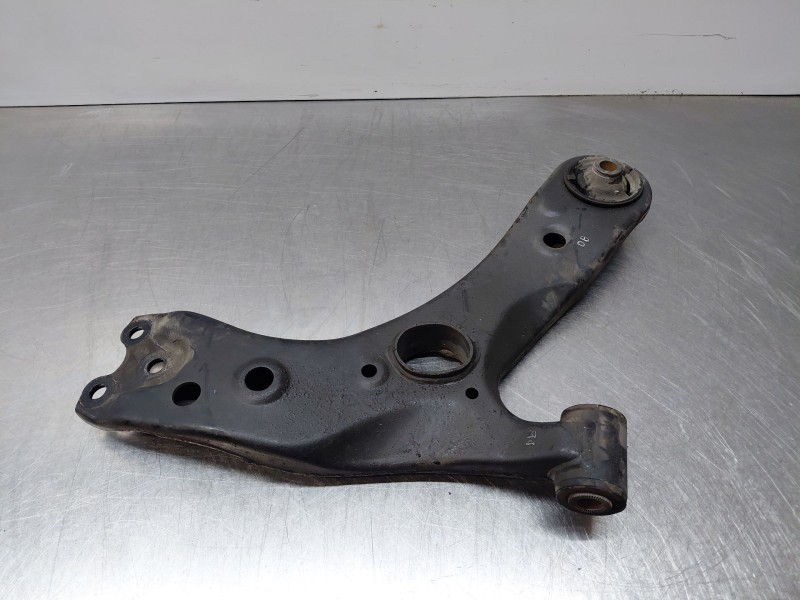 Recambio de brazo suspension inferior delantero derecho para lexus ct (zwa10_) 200h (zwa10_) referencia OEM IAM 4806847050  