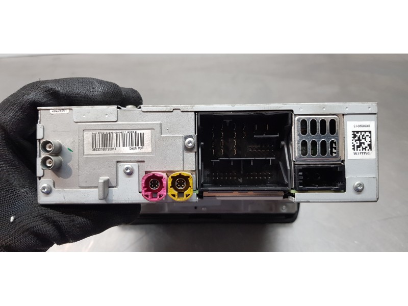 Recambio de sistema audio / radio cd para audi a1 (8x) ambition referencia OEM IAM 8X0035183F  