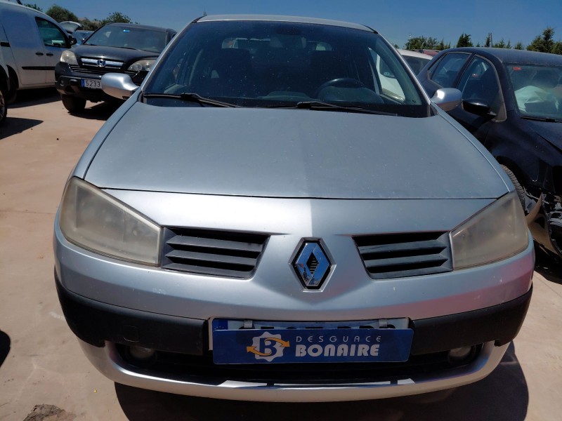 renault megane ii sedán (lm0/1_) del año 2004