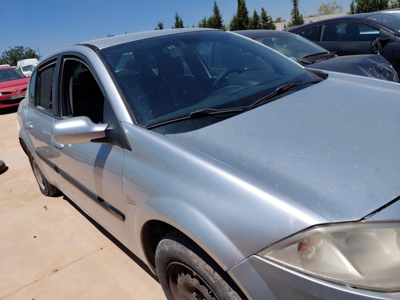 renault megane ii sedán (lm0/1_) del año 2004