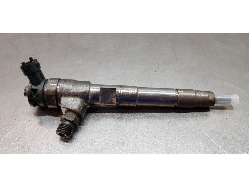 Recambio de inyector para dacia lodgy comfort referencia OEM IAM 8201636333 H8201636333 0445110800