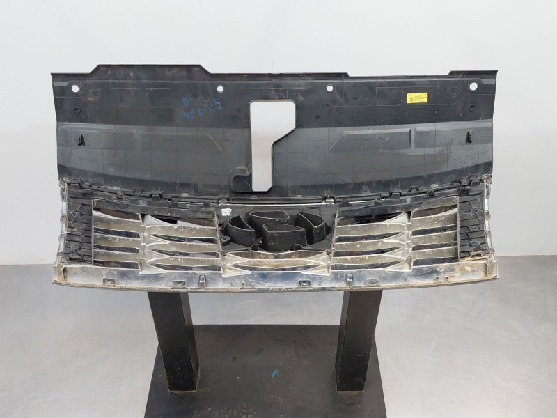 Recambio de rejilla delantera para hyundai tucson hybrid referencia OEM IAM   