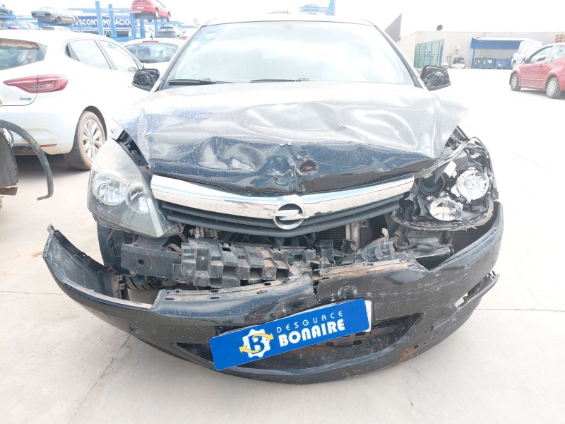 opel astra h gtc (a04) del año 2005