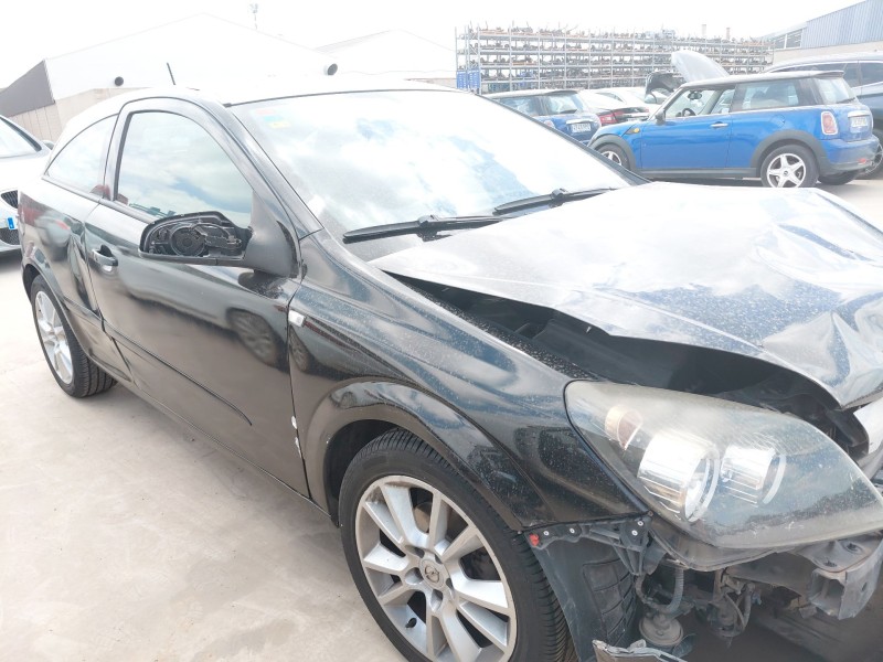 opel astra h gtc (a04) del año 2005