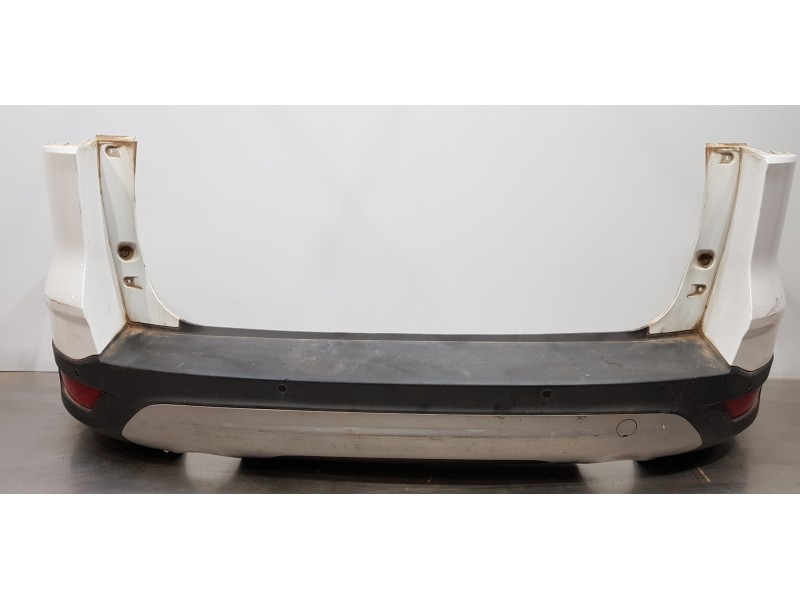 Recambio de paragolpes trasero para ford kuga (cbs) titanium referencia OEM IAM 1837225 CV4417K835AA59QR  Recambio de paragolpes trasero para ford kuga (cbs) titanium referencia OEM IAM 1837225 CV4417K835AA59QR