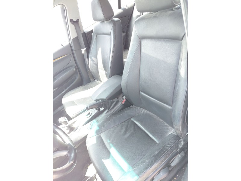 bmw 1 (e87) del año 2012