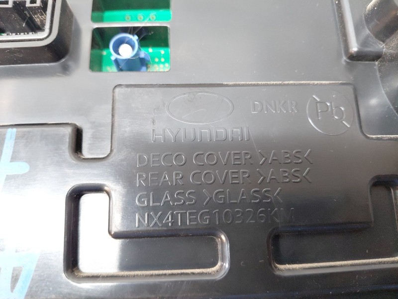 Recambio de cuadro instrumentos para hyundai tucson hybrid referencia OEM IAM 94013CZ010  