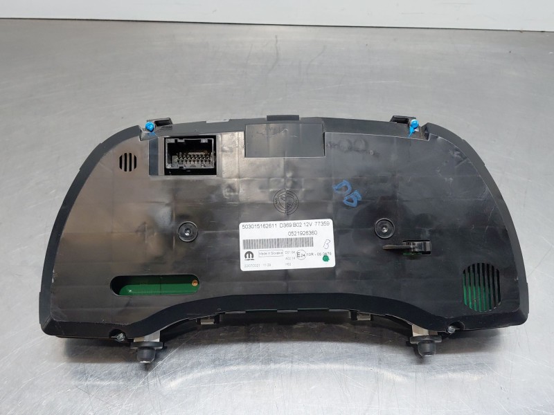 Recambio de cuadro instrumentos para fiat doblo cargo (263_) 1.3 d multijet (263wxu1a) referencia OEM IAM   