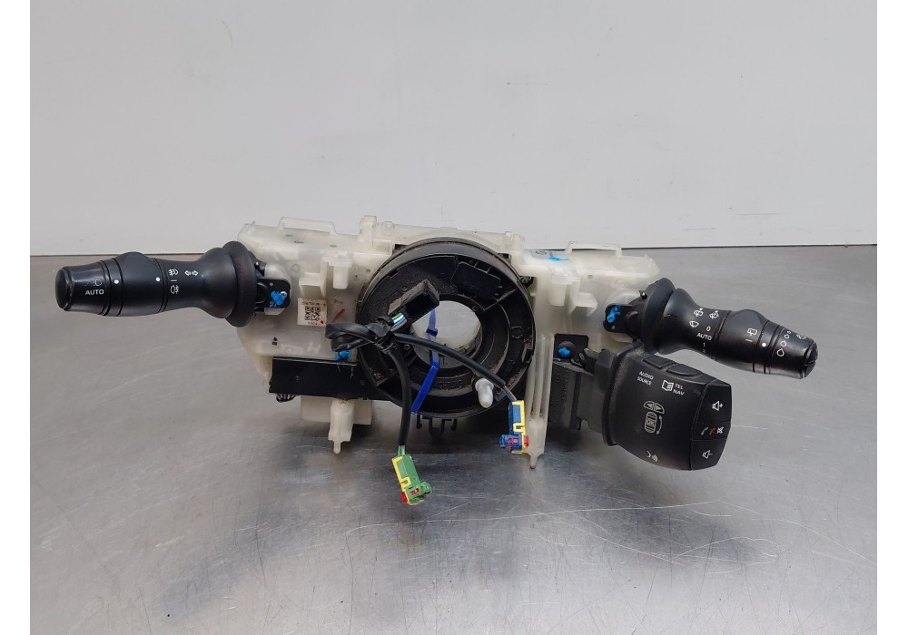 Recambio de mando multifuncion para renault megane iii coupé (dz0/1_) 1.5 dci (dz0b) referencia OEM IAM 255670019R  