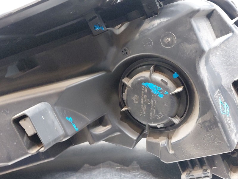 Recambio de piloto delantero izquierdo para hyundai tucson hybrid referencia OEM IAM   